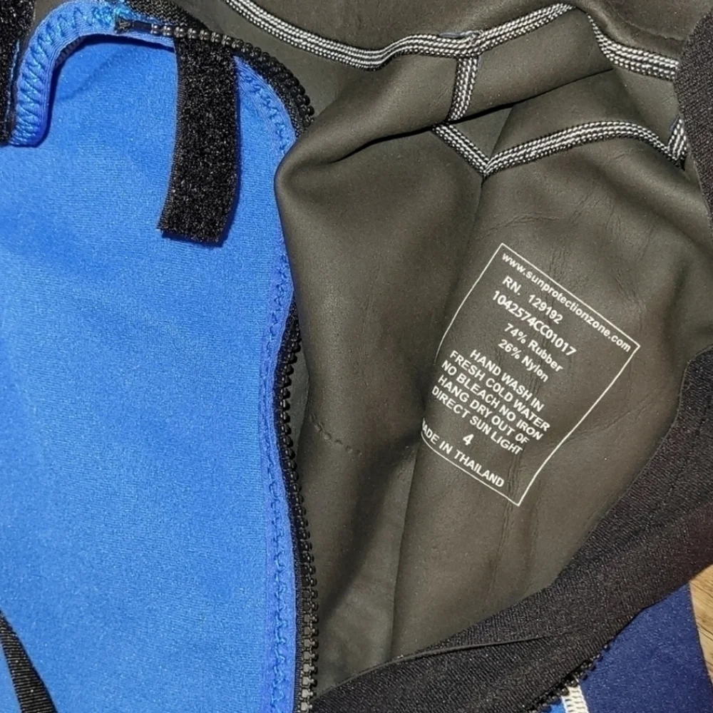 Sun Protection Kids Blue Wet Suit Size 4